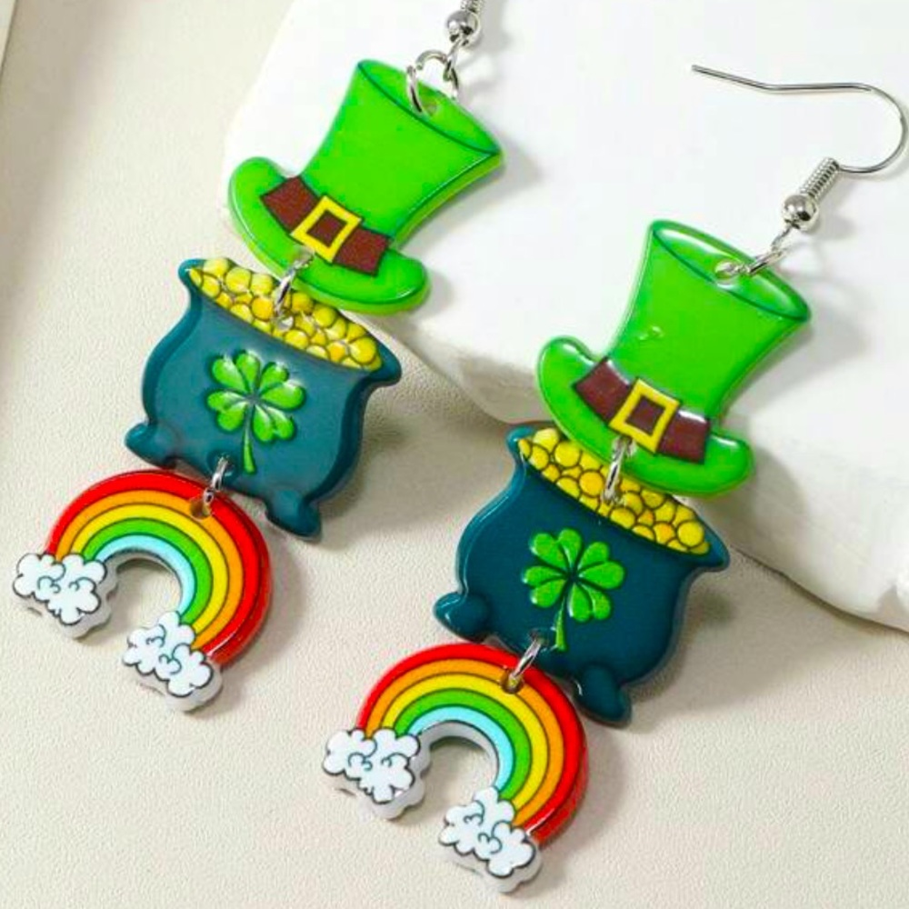 St. Patrick’s Day Dangle Earrings